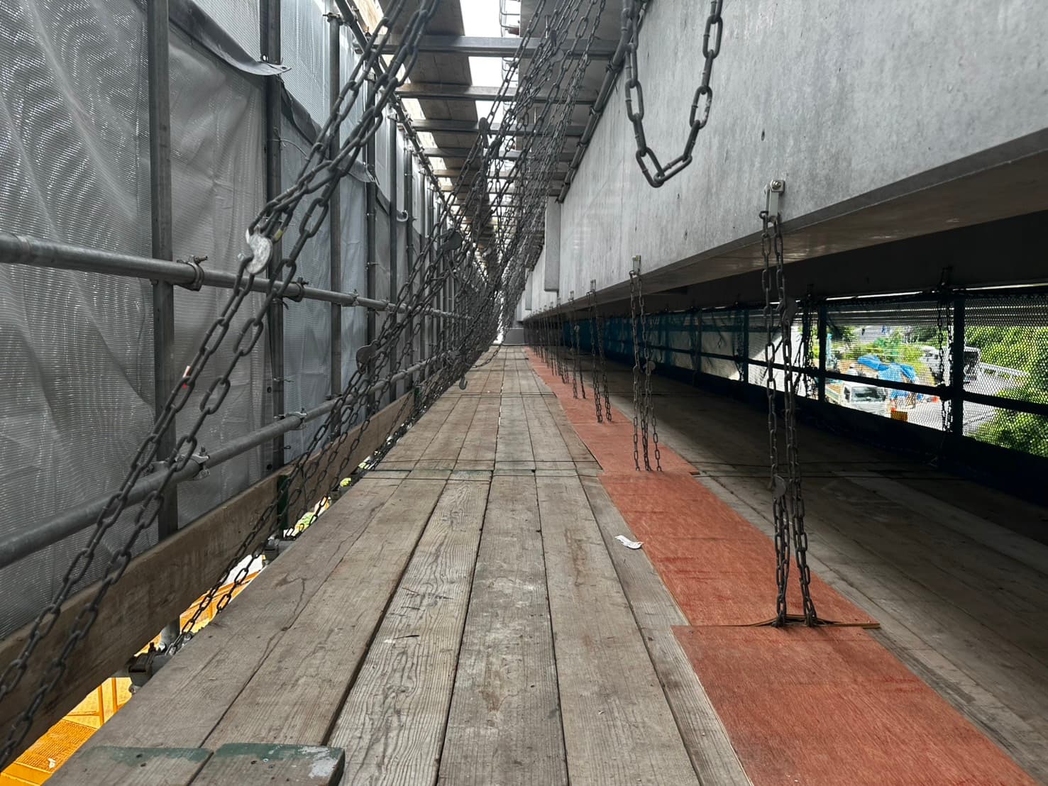 足場の通路